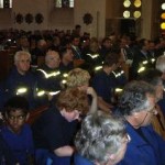 Einsatzkräfte Gottesdienstbesucher